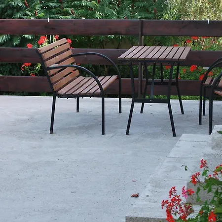 Gæstehus I Aneta 3*